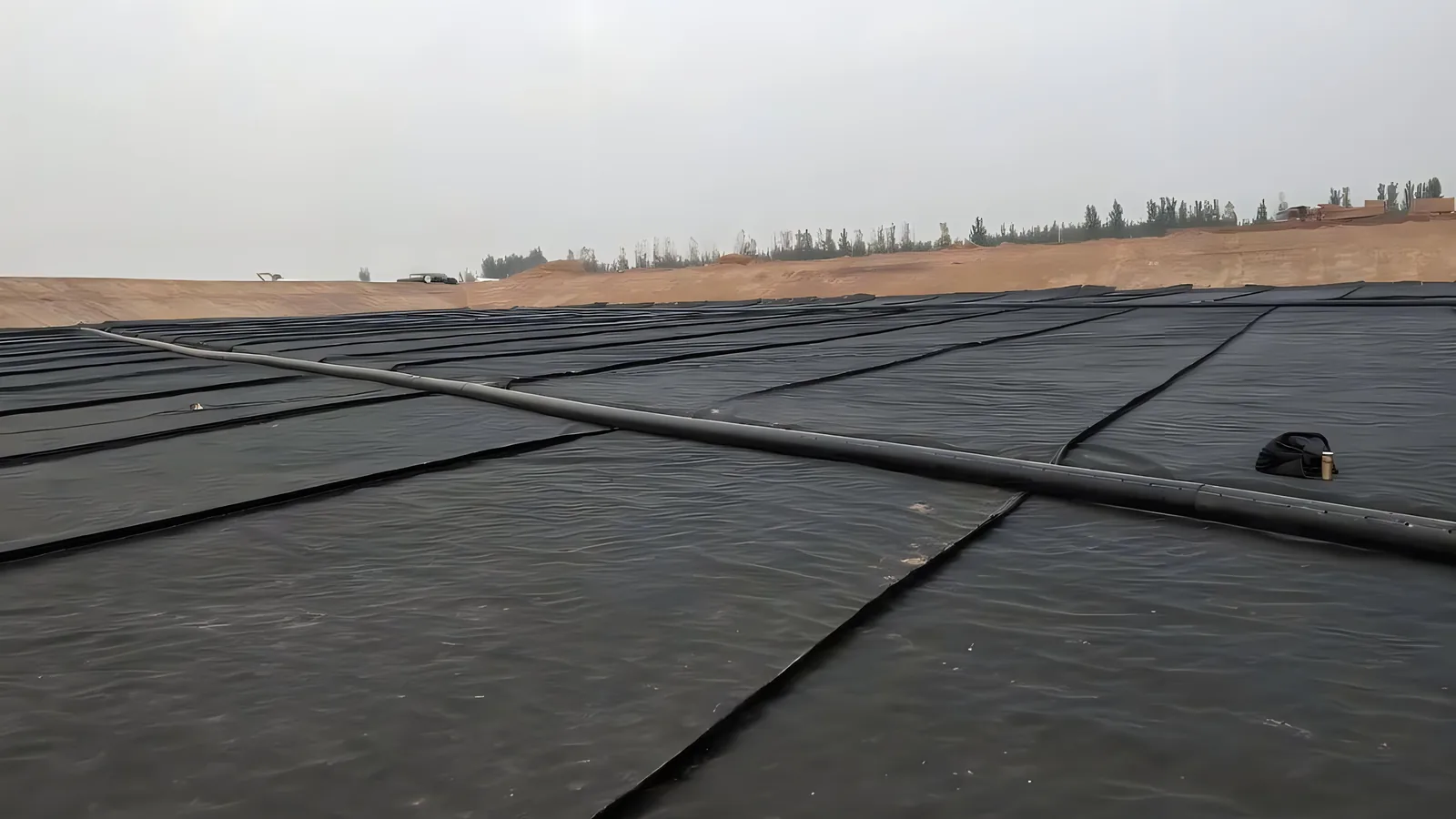Geosynthetic drainage installation