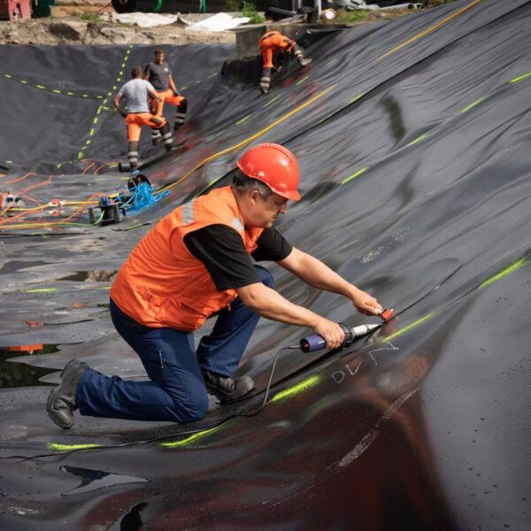 WELDY Energy HT1600 Used On A Lining Project WELDY Energy HT1600 used on a lining project