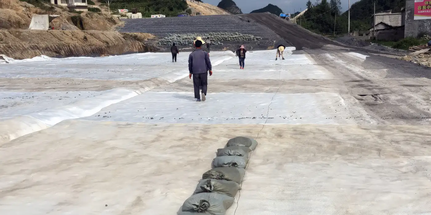 Reinforcement layer for pile-supported structure project image 4