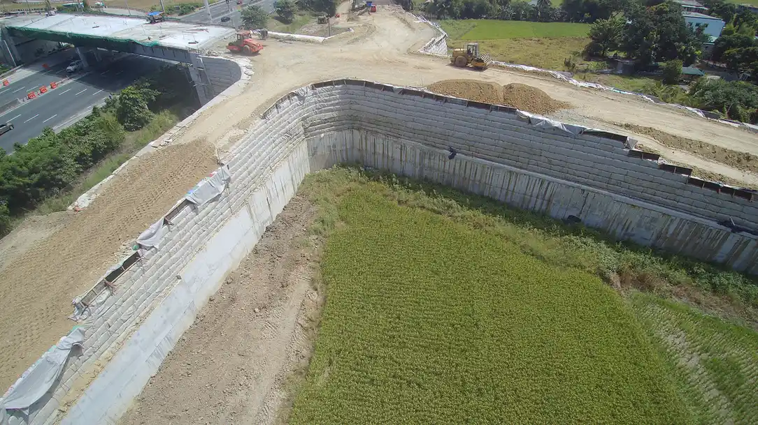 Reinforced Soil Retaining Wall project image 3